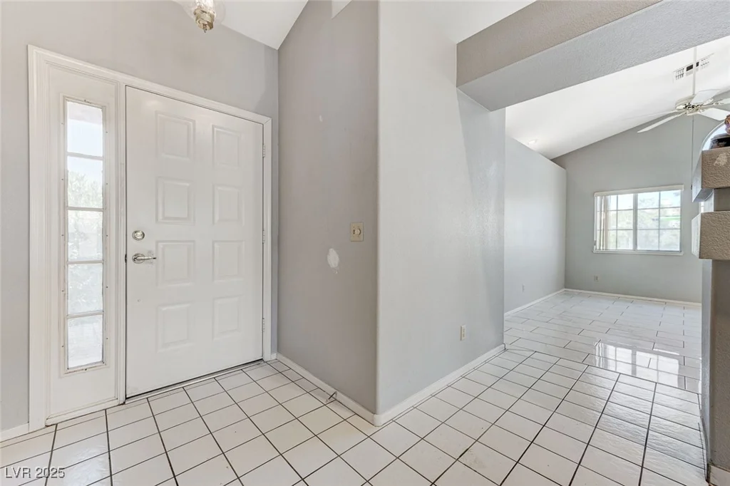 4724 Victoria Beach, Las Vegas, NV 89130