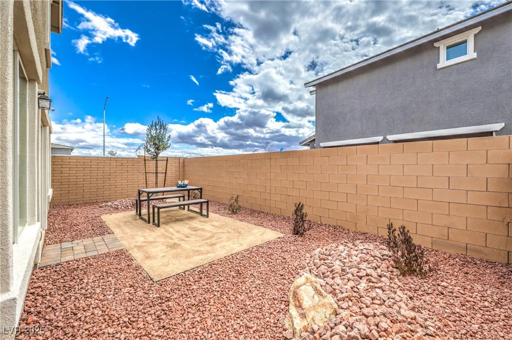 514 RED LOVEBIRD, Henderson, NV 89011