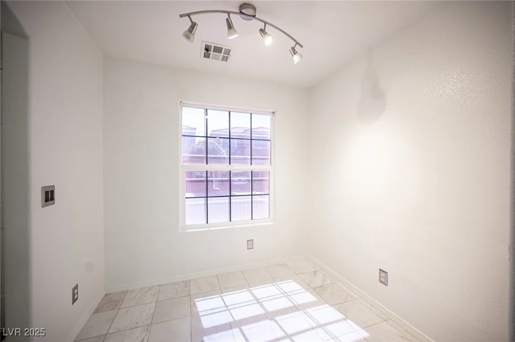 10414 Midseason Mist, Las Vegas, NV 89183