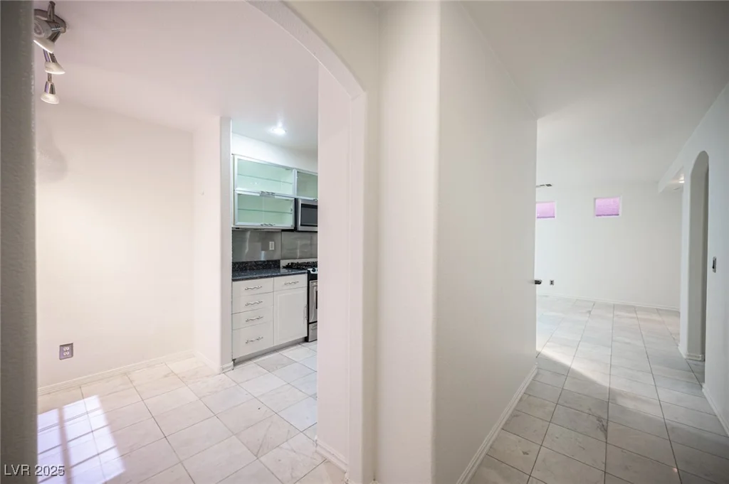 10414 Midseason Mist, Las Vegas, NV 89183