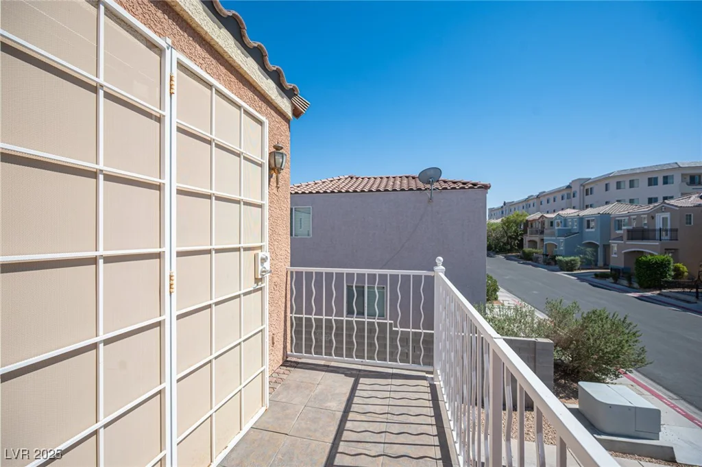 10414 Midseason Mist, Las Vegas, NV 89183