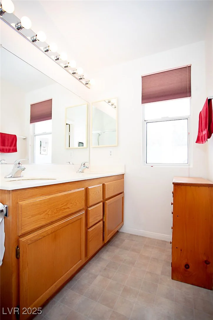 6249 Halehaven, Las Vegas, NV 89110