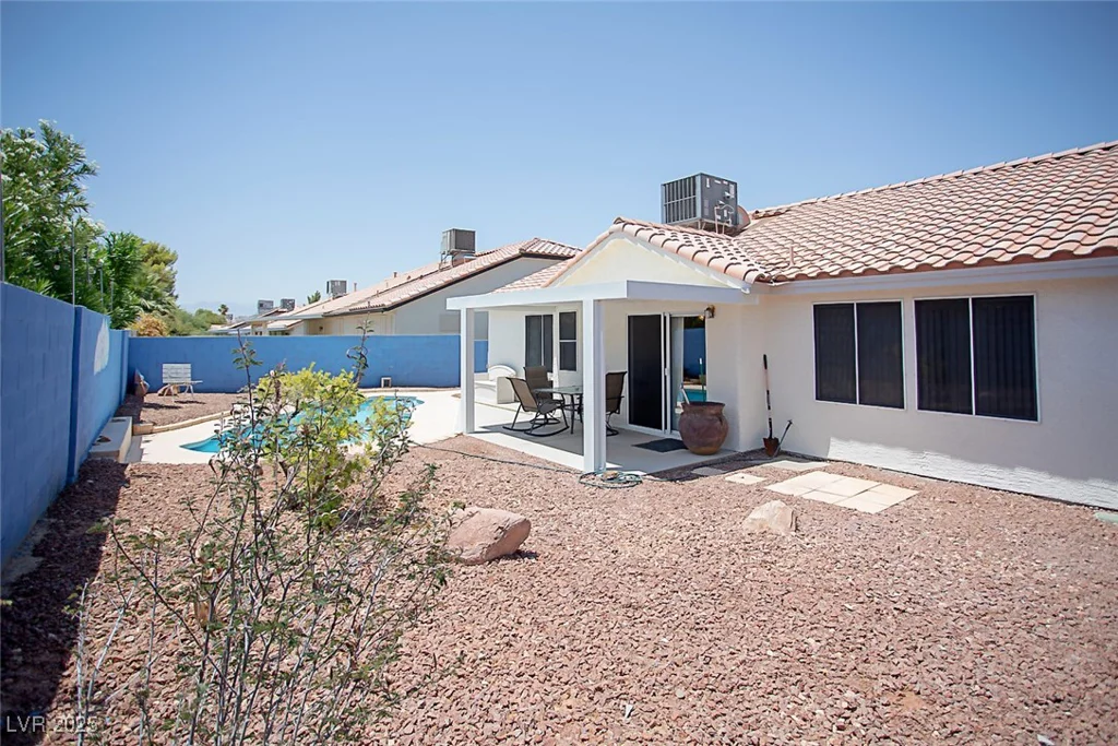 6249 Halehaven, Las Vegas, NV 89110