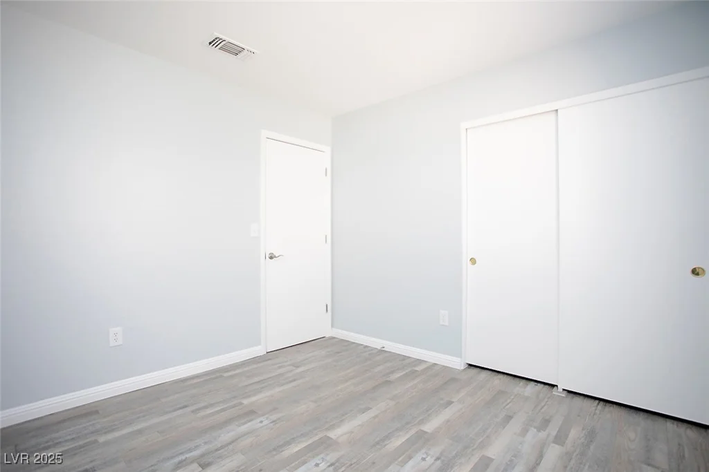 5233 Camino Del Rancho, Las Vegas, NV 89130