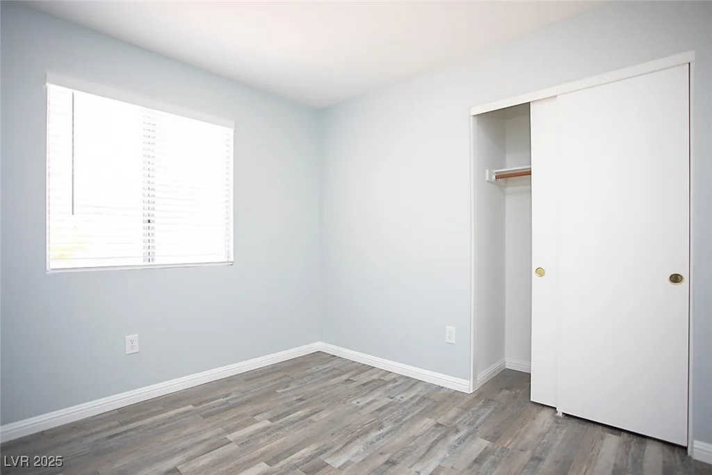 5233 Camino Del Rancho, Las Vegas, NV 89130