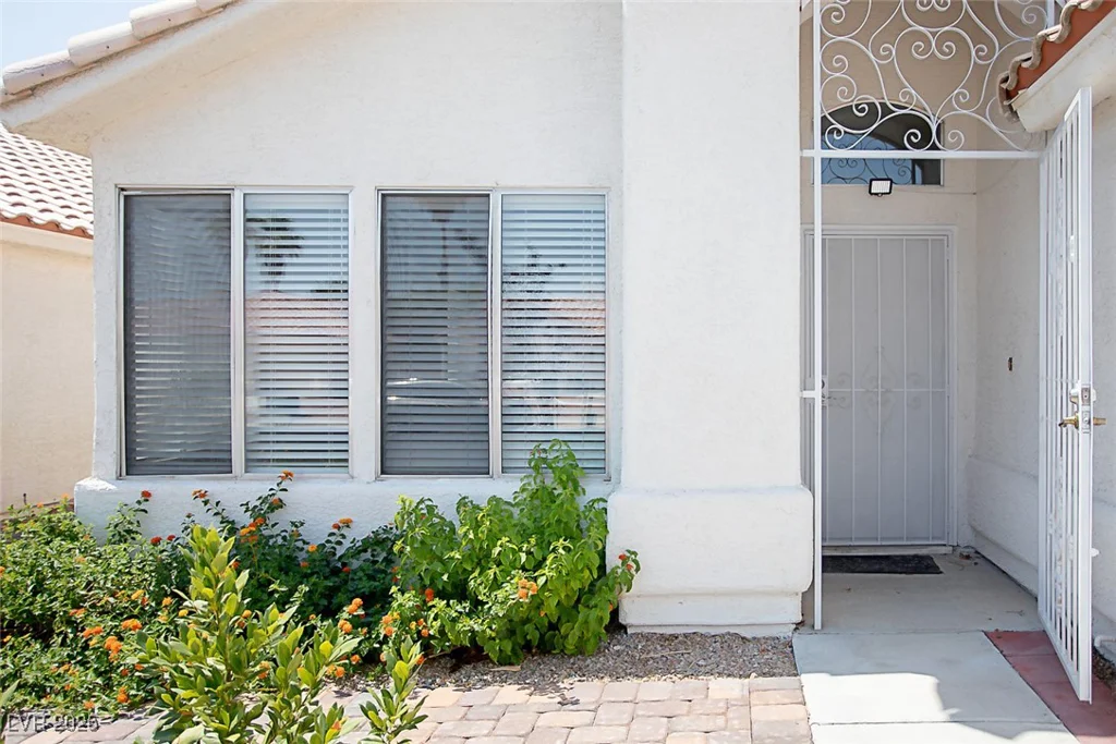 5233 Camino Del Rancho, Las Vegas, NV 89130