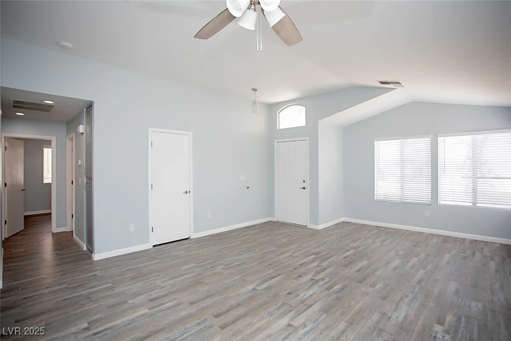 5233 Camino Del Rancho, Las Vegas, NV 89130