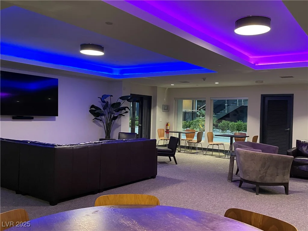 8925 Flamingo, Las Vegas, NV 89147