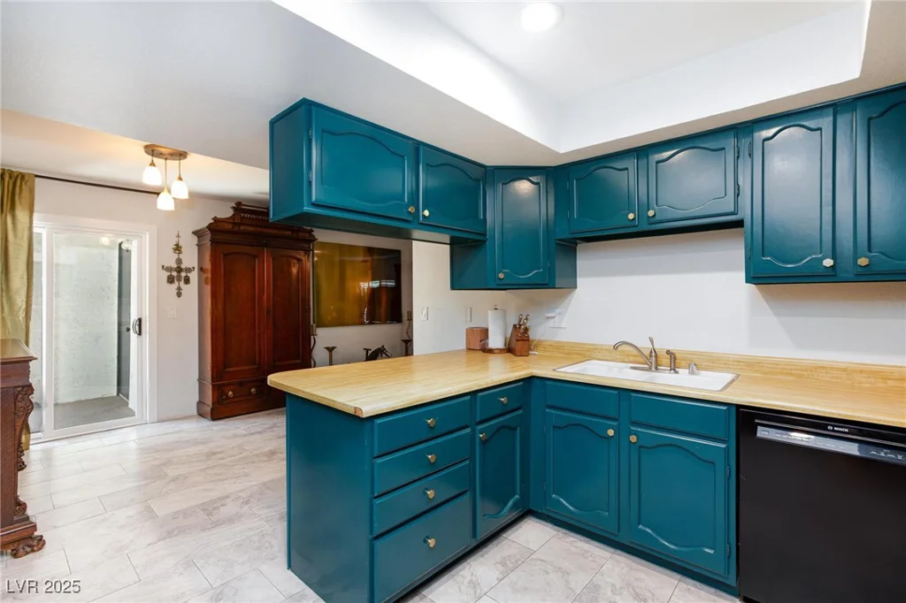 3380 Kensbrook, Las Vegas, NV 89121