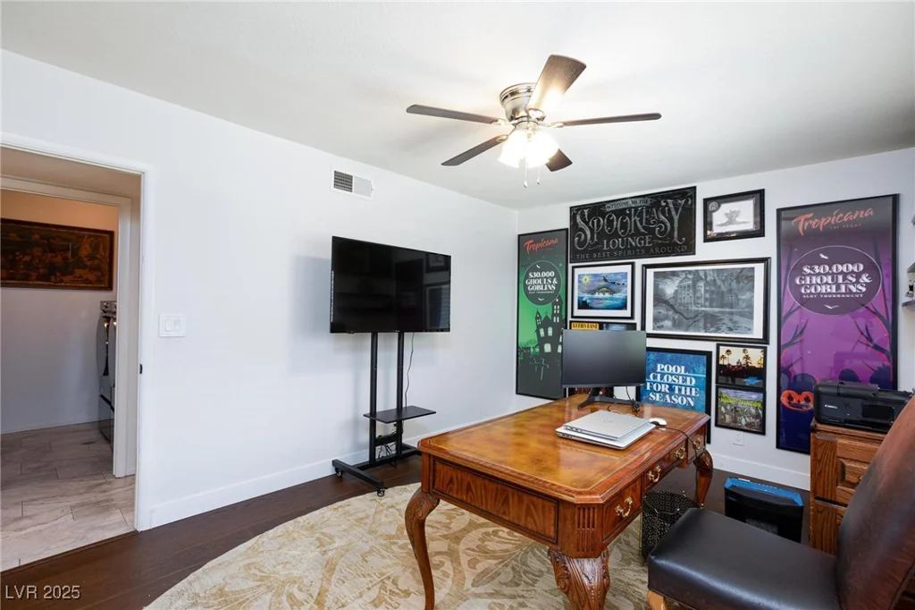 3380 Kensbrook, Las Vegas, NV 89121