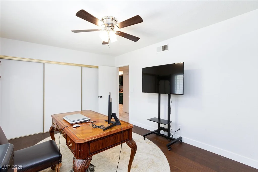 3380 Kensbrook, Las Vegas, NV 89121