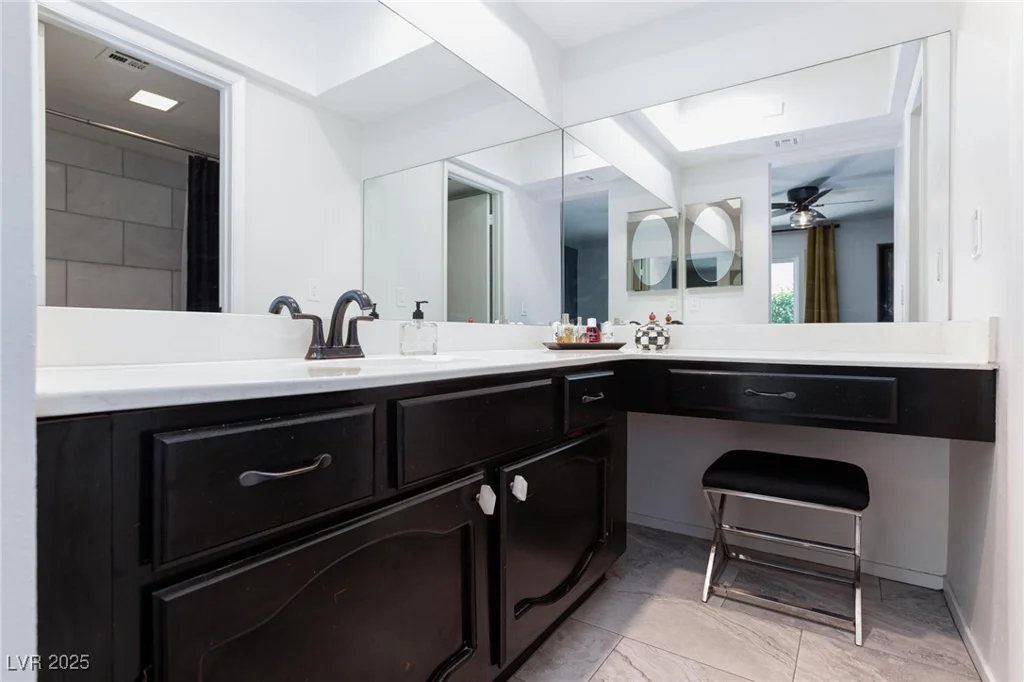 3380 Kensbrook, Las Vegas, NV 89121