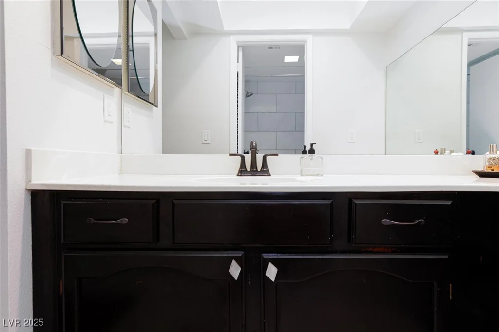 3380 Kensbrook, Las Vegas, NV 89121