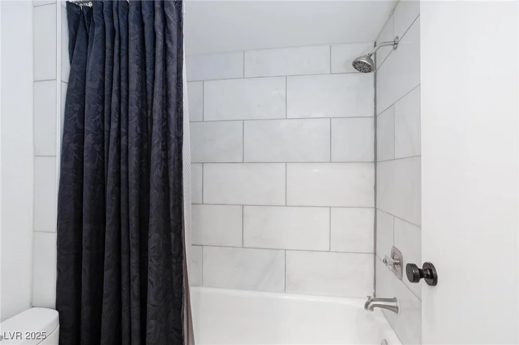 3380 Kensbrook, Las Vegas, NV 89121