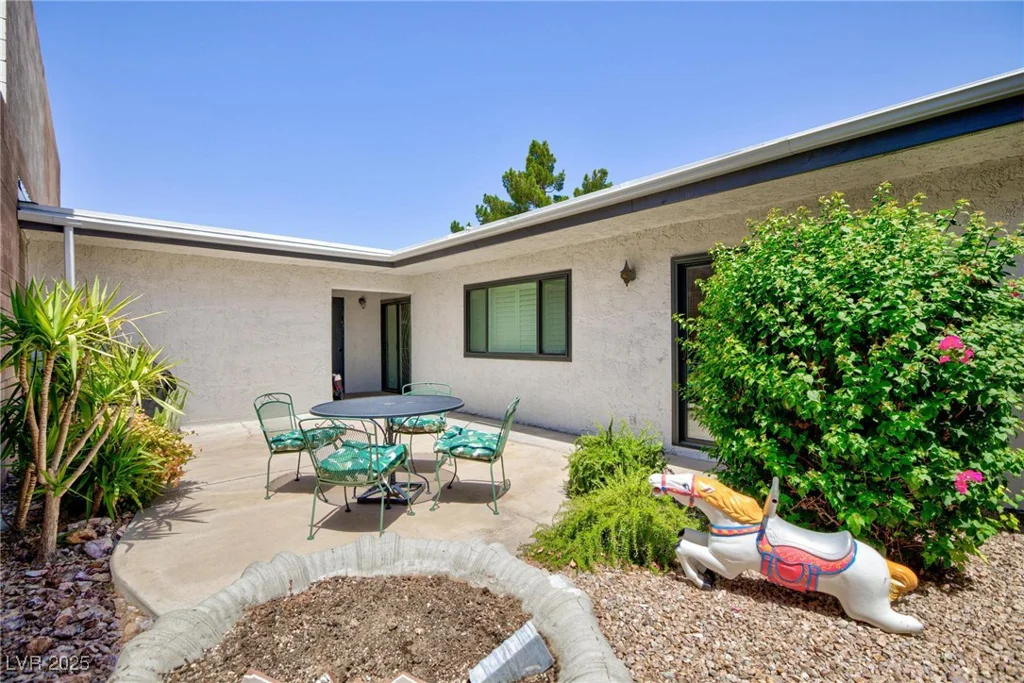 3380 Kensbrook, Las Vegas, NV 89121