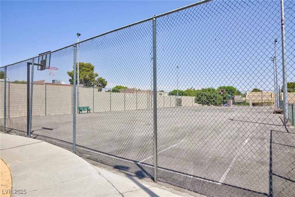 3380 Kensbrook, Las Vegas, NV 89121