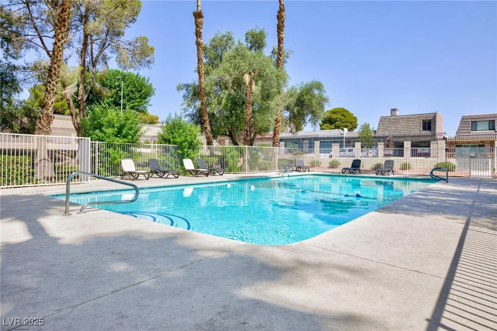 3380 Kensbrook, Las Vegas, NV 89121