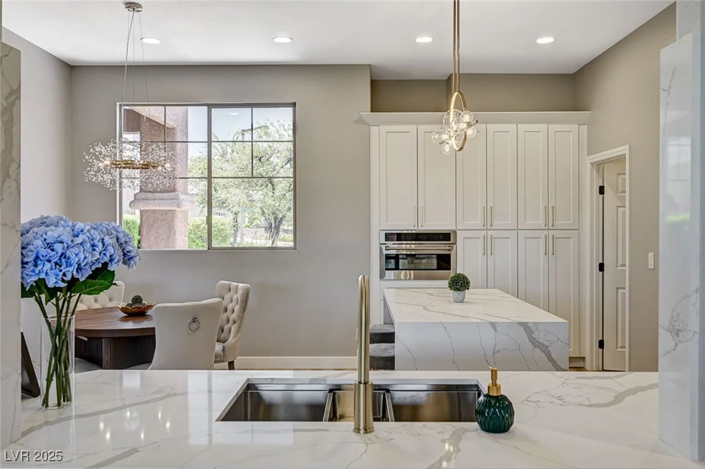 3218 Squire, Las Vegas, NV 89135