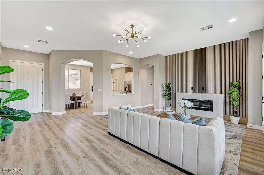 3218 Squire, Las Vegas, NV 89135