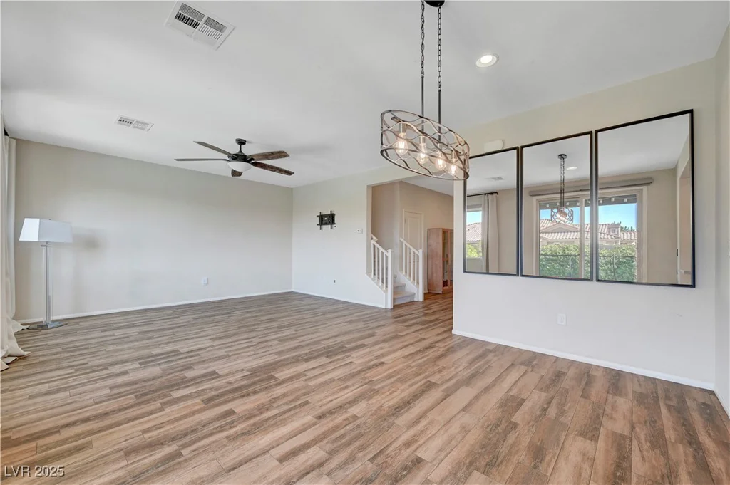 9542 Ridgeglen, Las Vegas, NV 89148