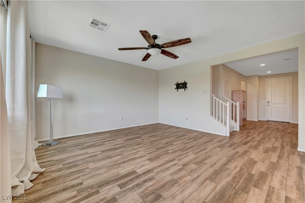 9542 Ridgeglen, Las Vegas, NV 89148