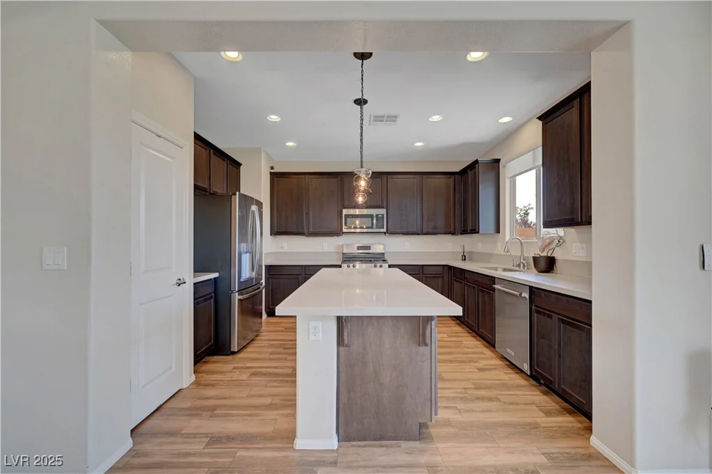 9542 Ridgeglen, Las Vegas, NV 89148