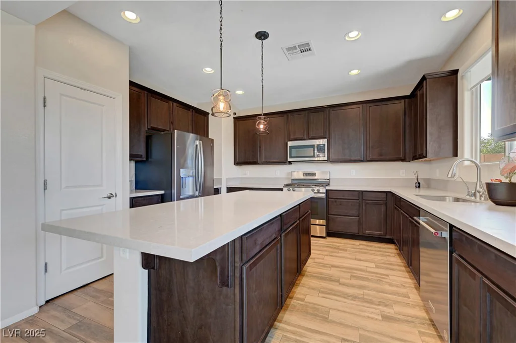 9542 Ridgeglen, Las Vegas, NV 89148