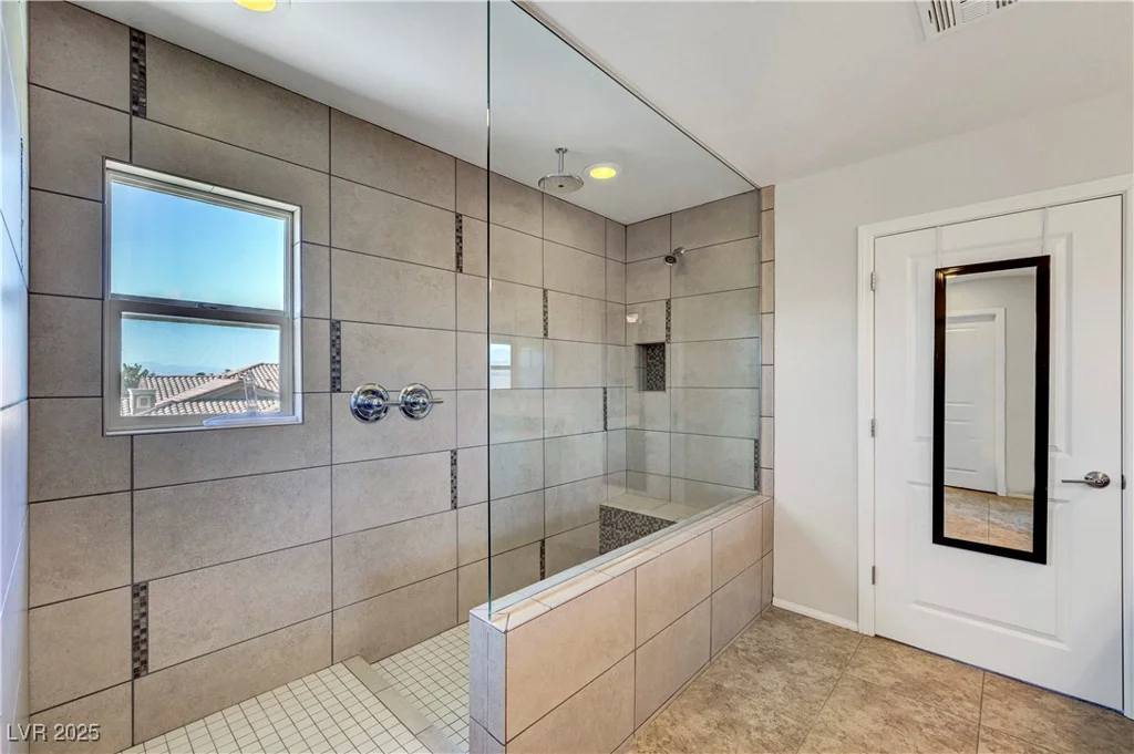 9542 Ridgeglen, Las Vegas, NV 89148