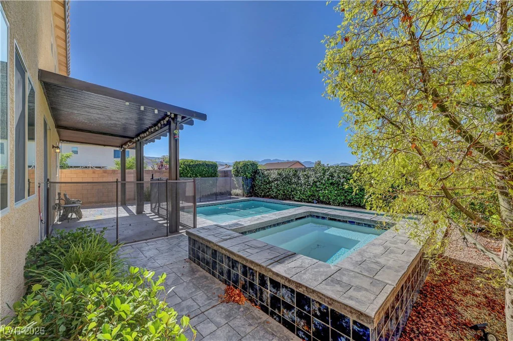 9542 Ridgeglen, Las Vegas, NV 89148