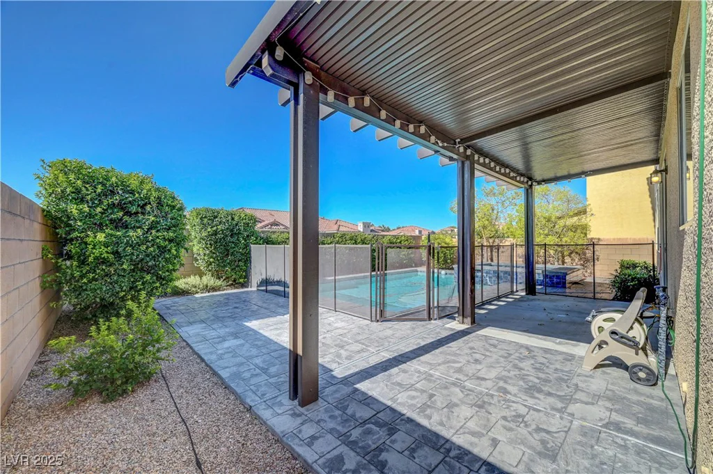 9542 Ridgeglen, Las Vegas, NV 89148