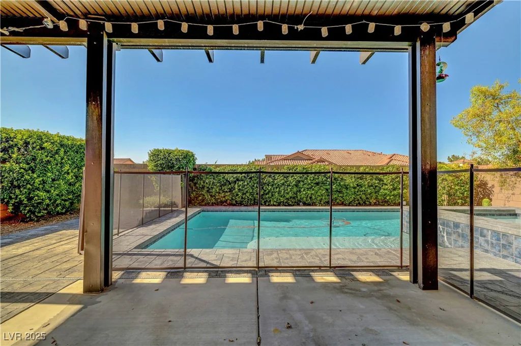 9542 Ridgeglen, Las Vegas, NV 89148