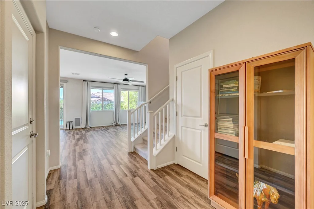 9542 Ridgeglen, Las Vegas, NV 89148