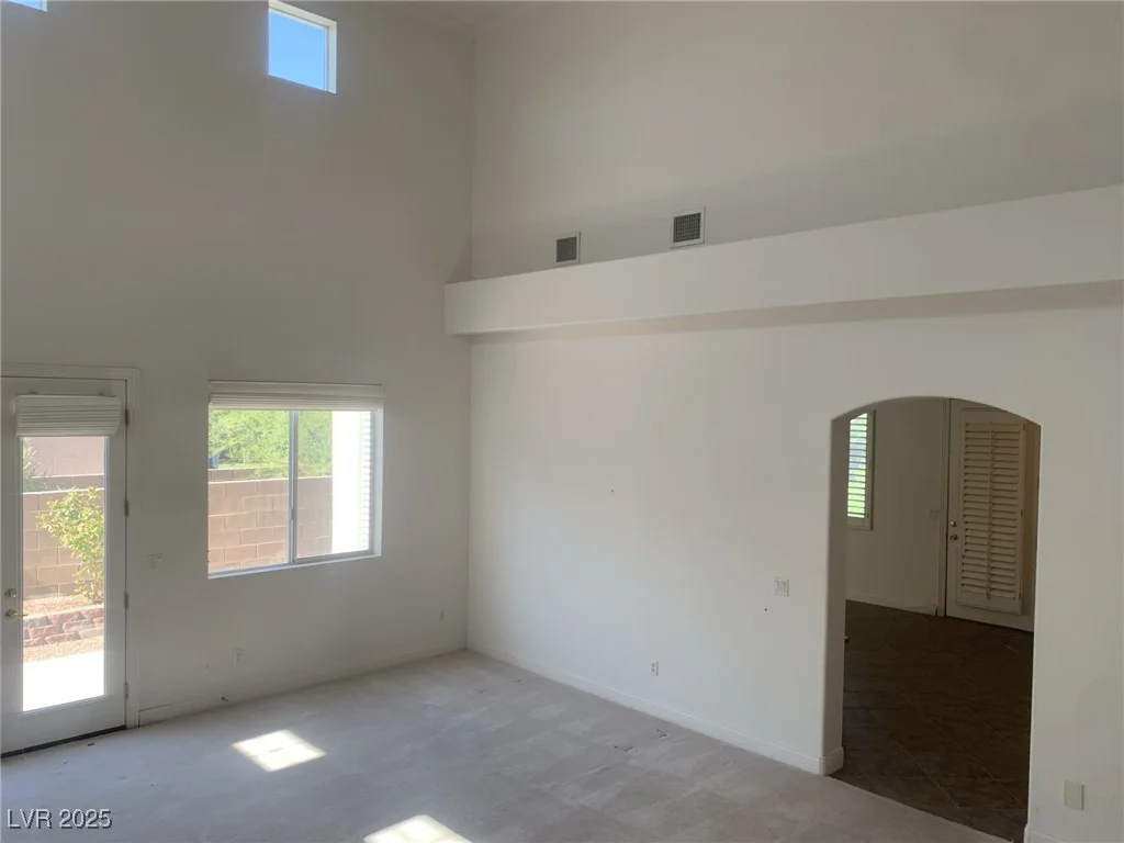 3328 White Bark Pine, Las Vegas, NV 89129