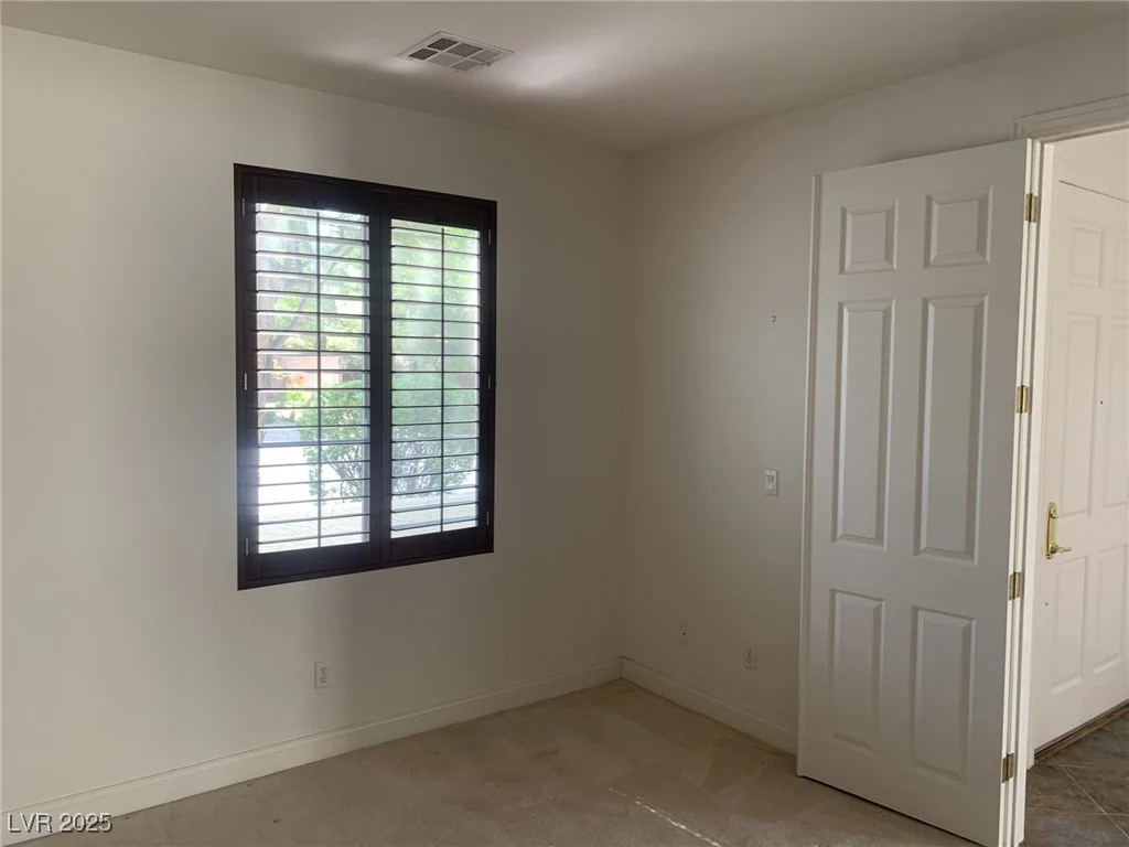 3328 White Bark Pine, Las Vegas, NV 89129