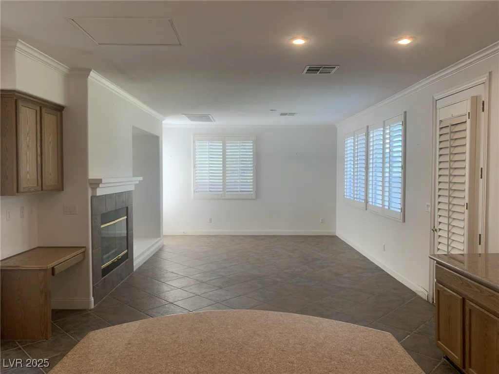 3328 White Bark Pine, Las Vegas, NV 89129