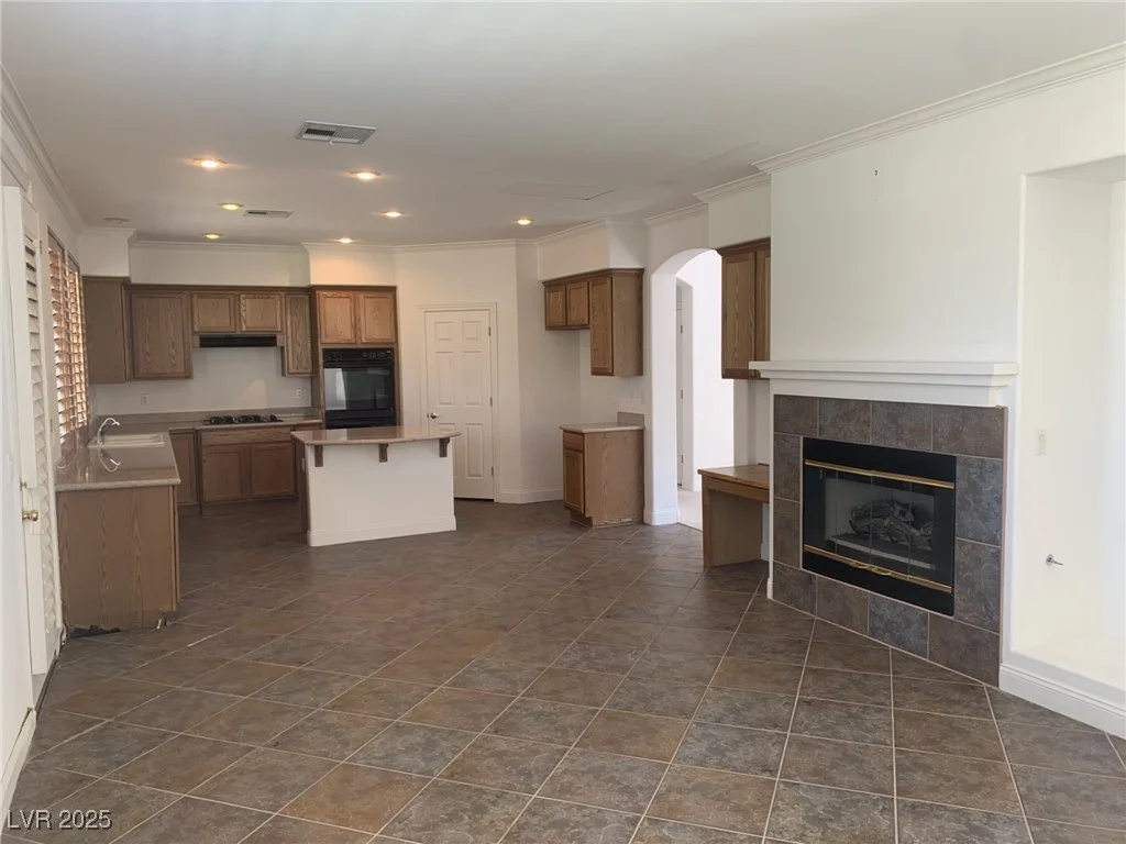 3328 White Bark Pine, Las Vegas, NV 89129