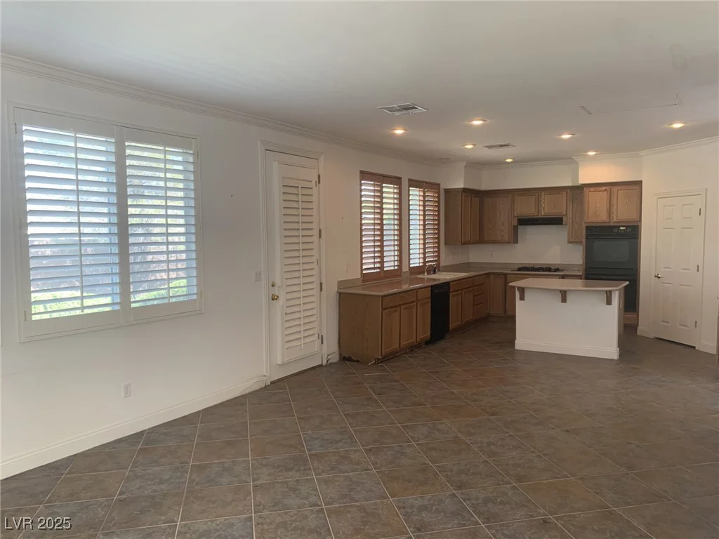 3328 White Bark Pine, Las Vegas, NV 89129