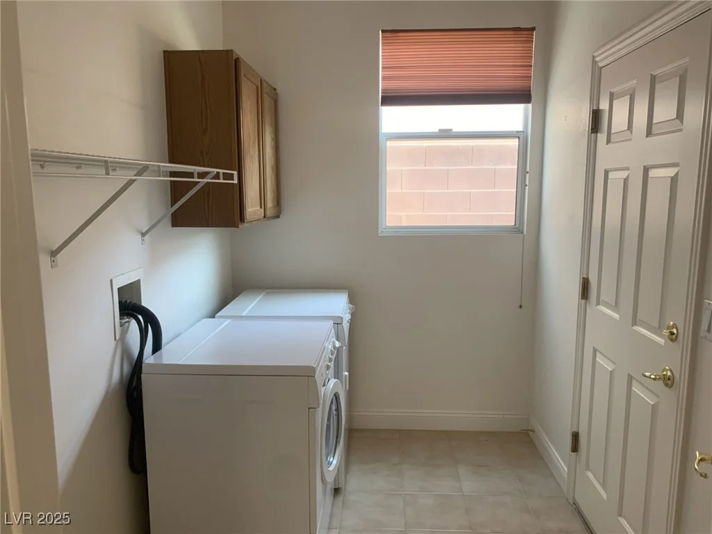 3328 White Bark Pine, Las Vegas, NV 89129