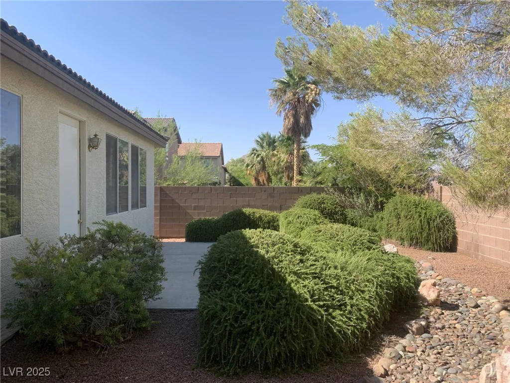 3328 White Bark Pine, Las Vegas, NV 89129