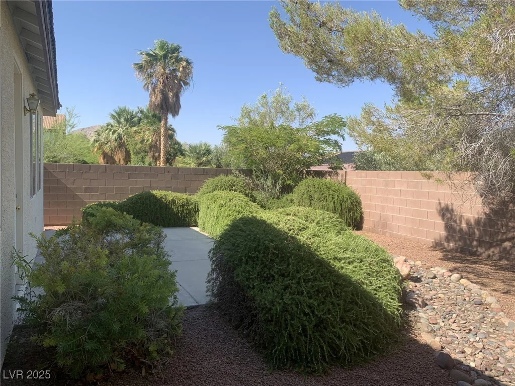 3328 White Bark Pine, Las Vegas, NV 89129