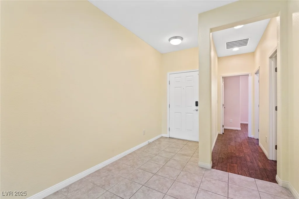 3012 Chiefs, North Las Vegas, NV 89032
