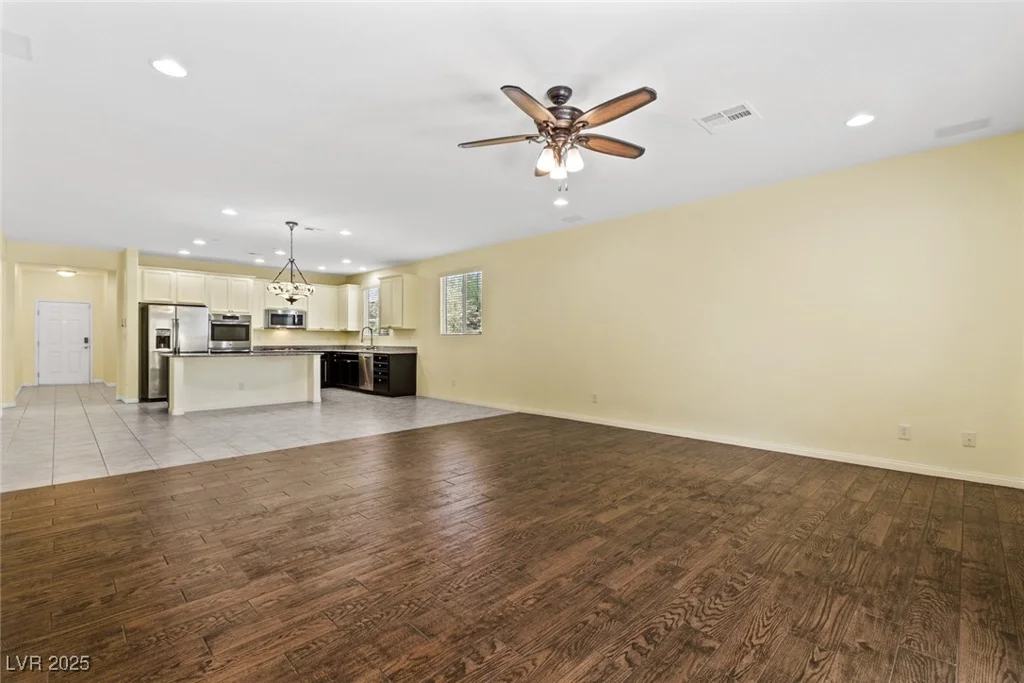 3012 Chiefs, North Las Vegas, NV 89032