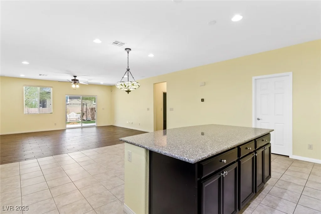 3012 Chiefs, North Las Vegas, NV 89032