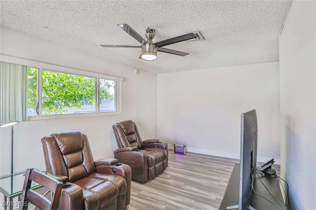 304 Perkins, Las Vegas, NV 89106