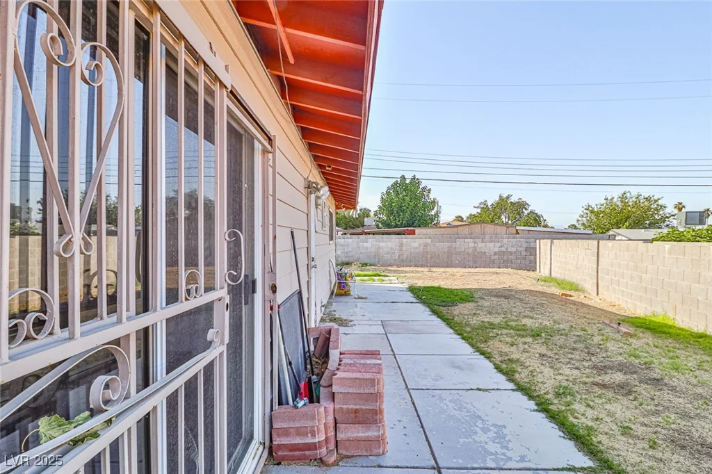 304 Perkins, Las Vegas, NV 89106