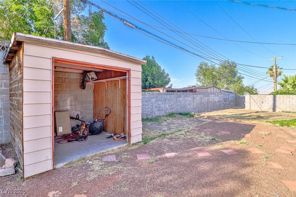 304 Perkins, Las Vegas, NV 89106