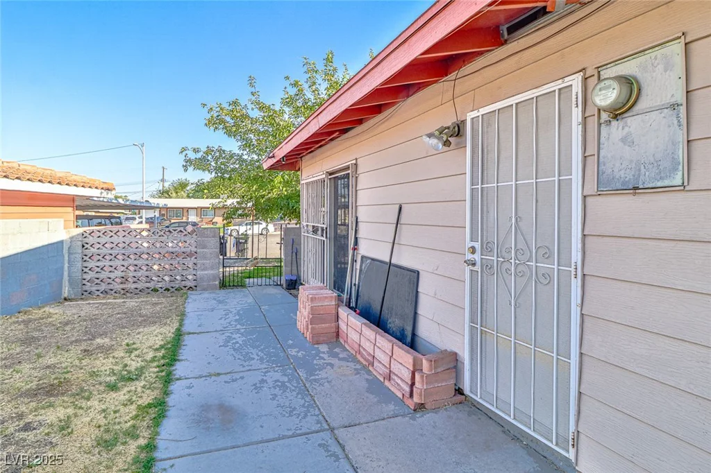 304 Perkins, Las Vegas, NV 89106
