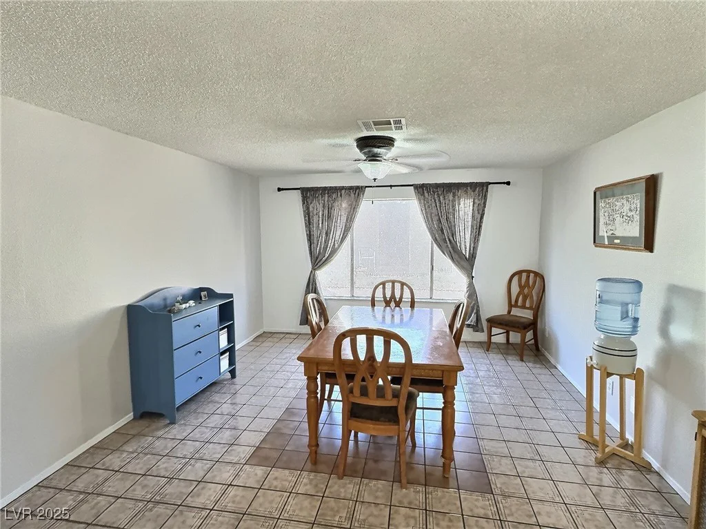 3585 Winner, Las Vegas, NV 89120