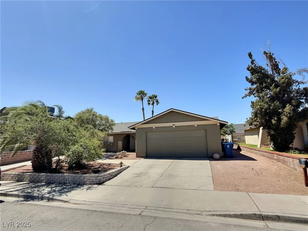 3585 Winner, Las Vegas, NV 89120