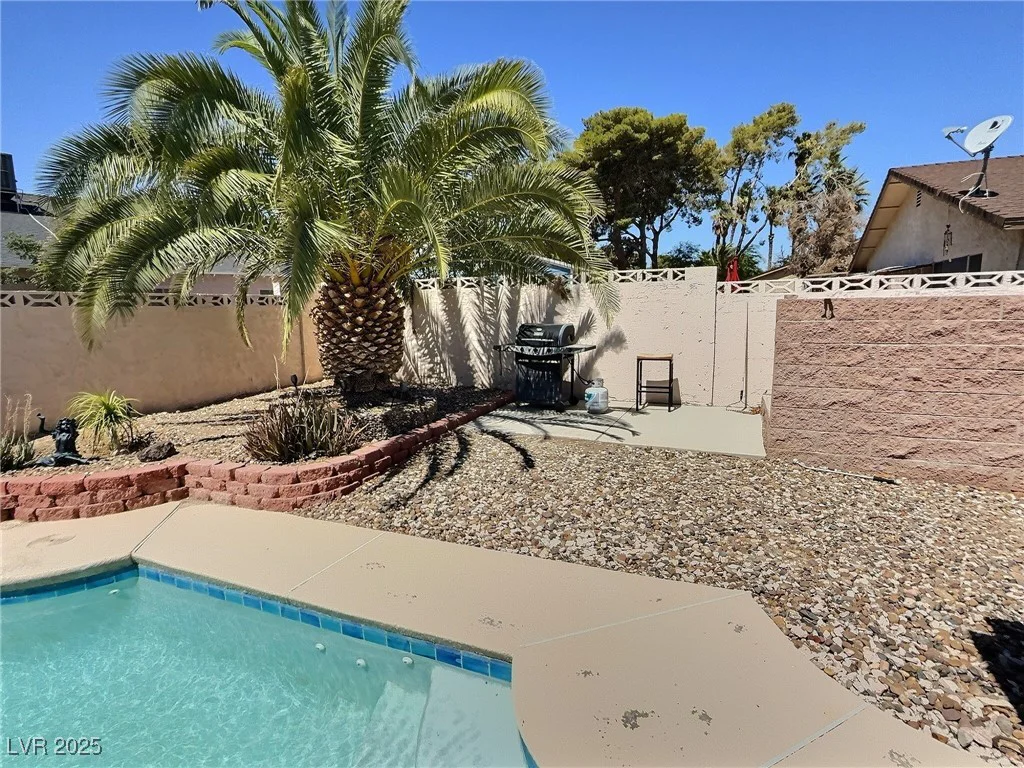 3585 Winner, Las Vegas, NV 89120
